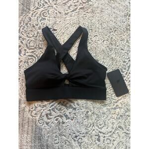 NWT Fabletics Oasis Twist Sport Bra Size Medium Black